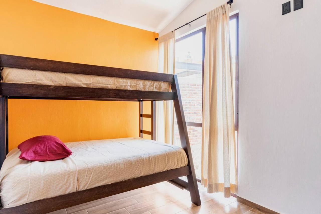 Mid Town Tapalpa Villa ภายนอก รูปภาพ